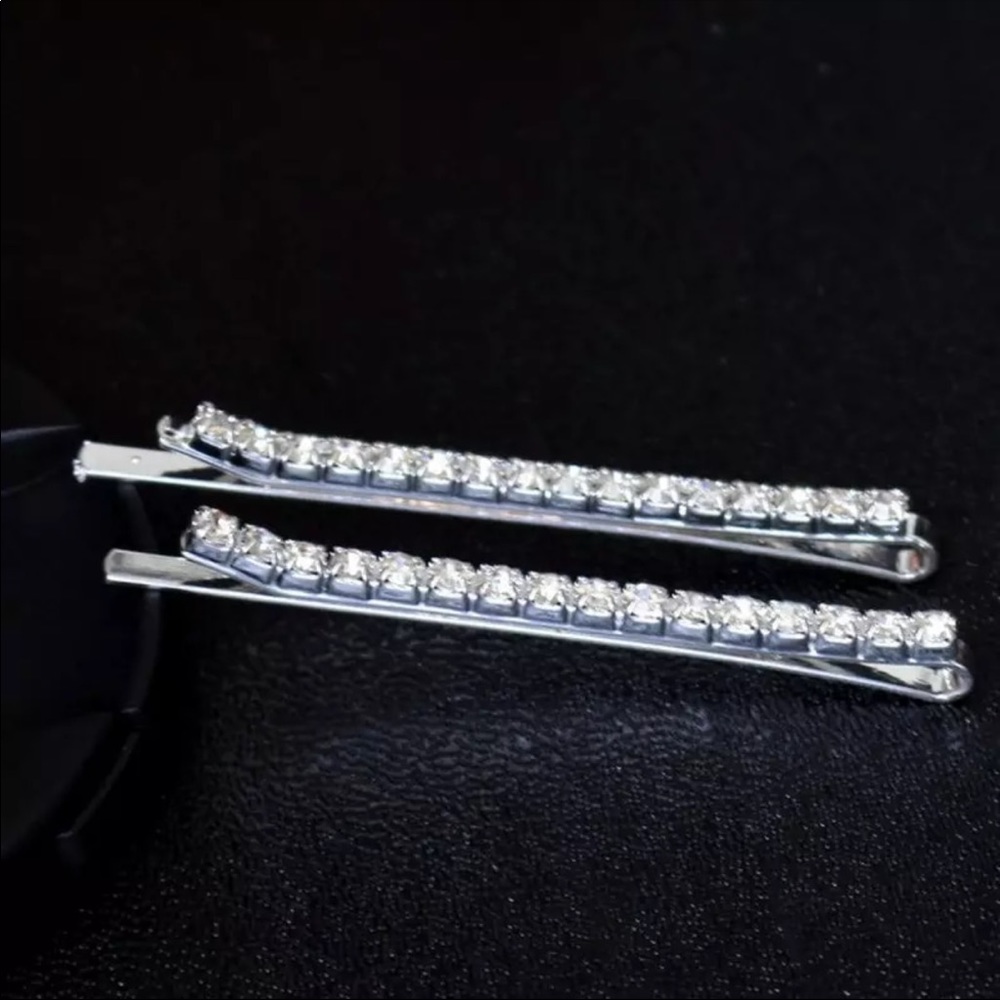 Gorgeous Trendy Crystal Rhinestone Hair Clips - Picture 4 of 5